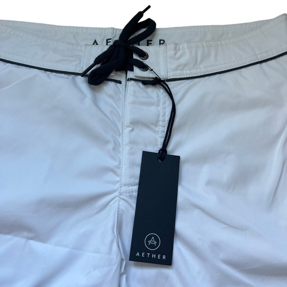Aether Size 28 Mens White Polyester NWT Shorts - Picture 2 of 9